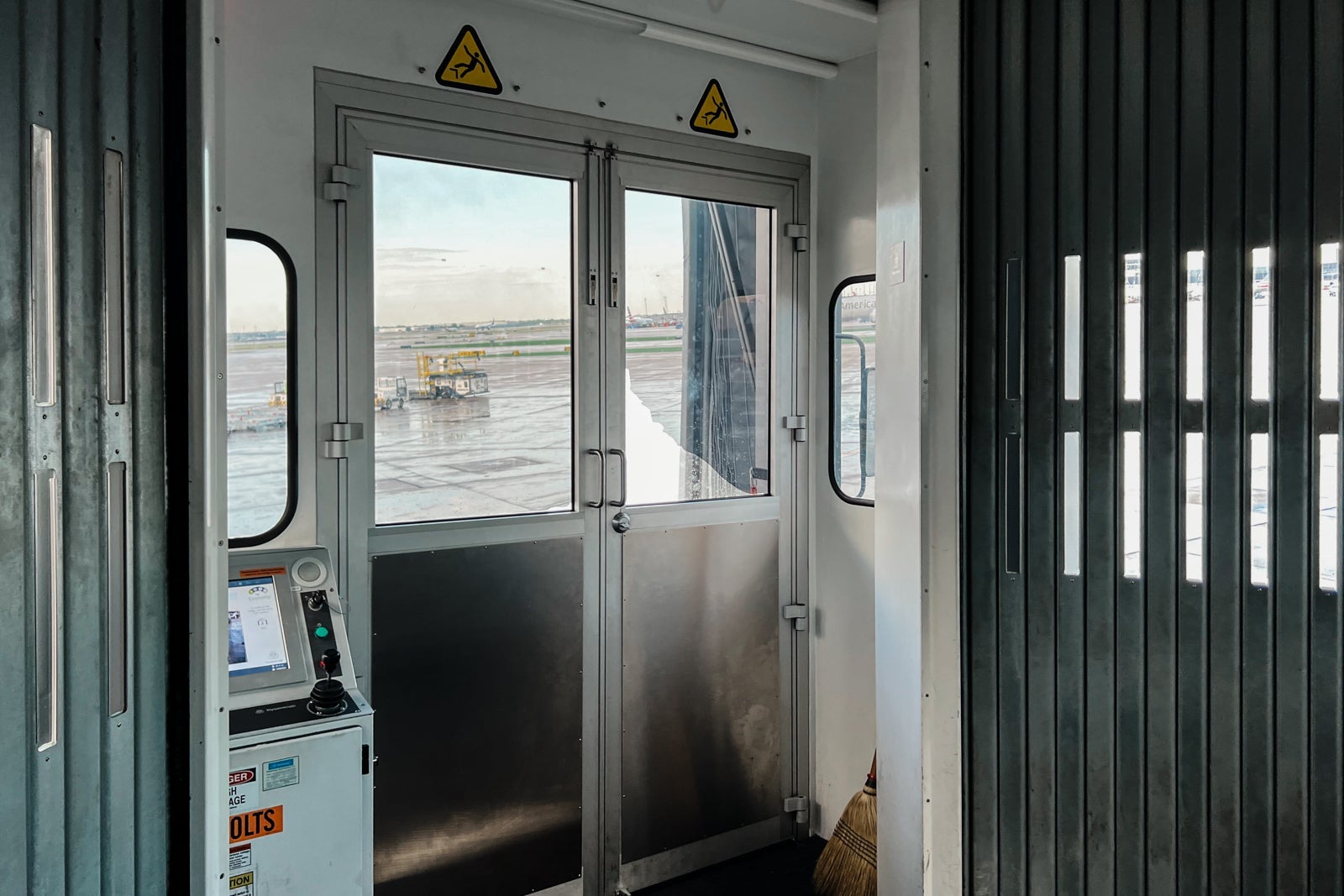 delta sky club chicago