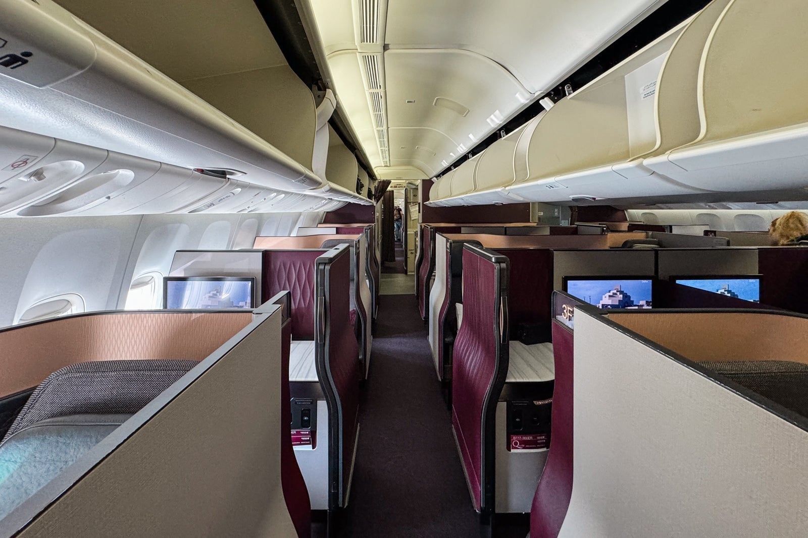 plane seat qsuite