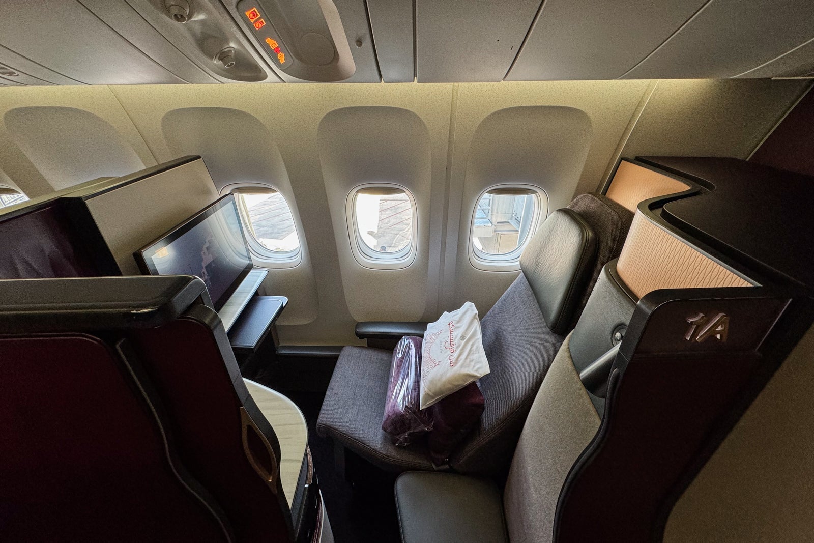 plane seat qsuite