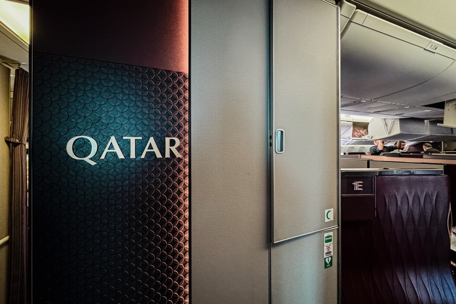 qatar plane