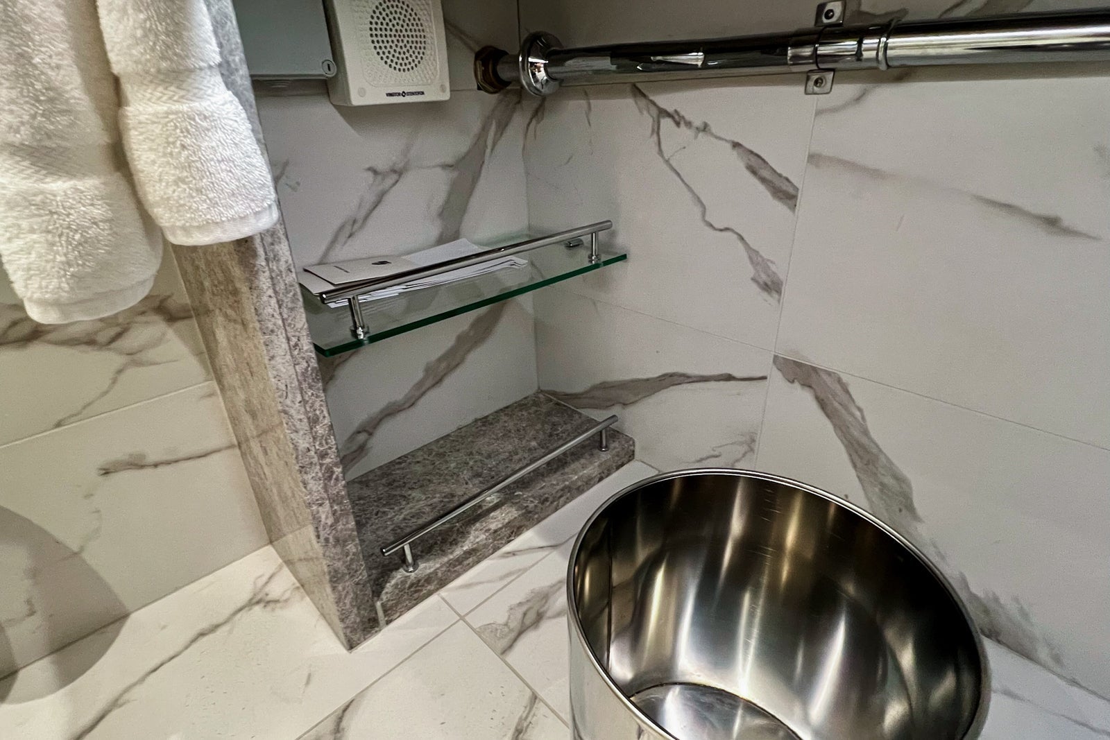 Seabourn Pursuit Veranda Suite bathroom