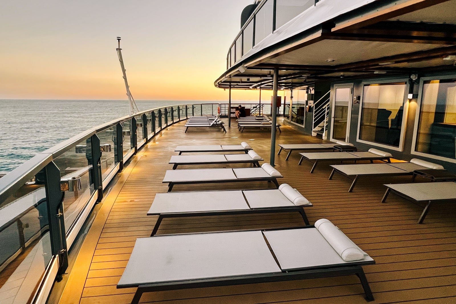 Seabourn Pursuit sunning area