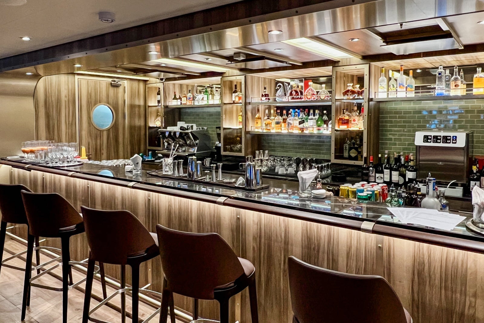 The Expedition Lounge on Seabourn Pursuit