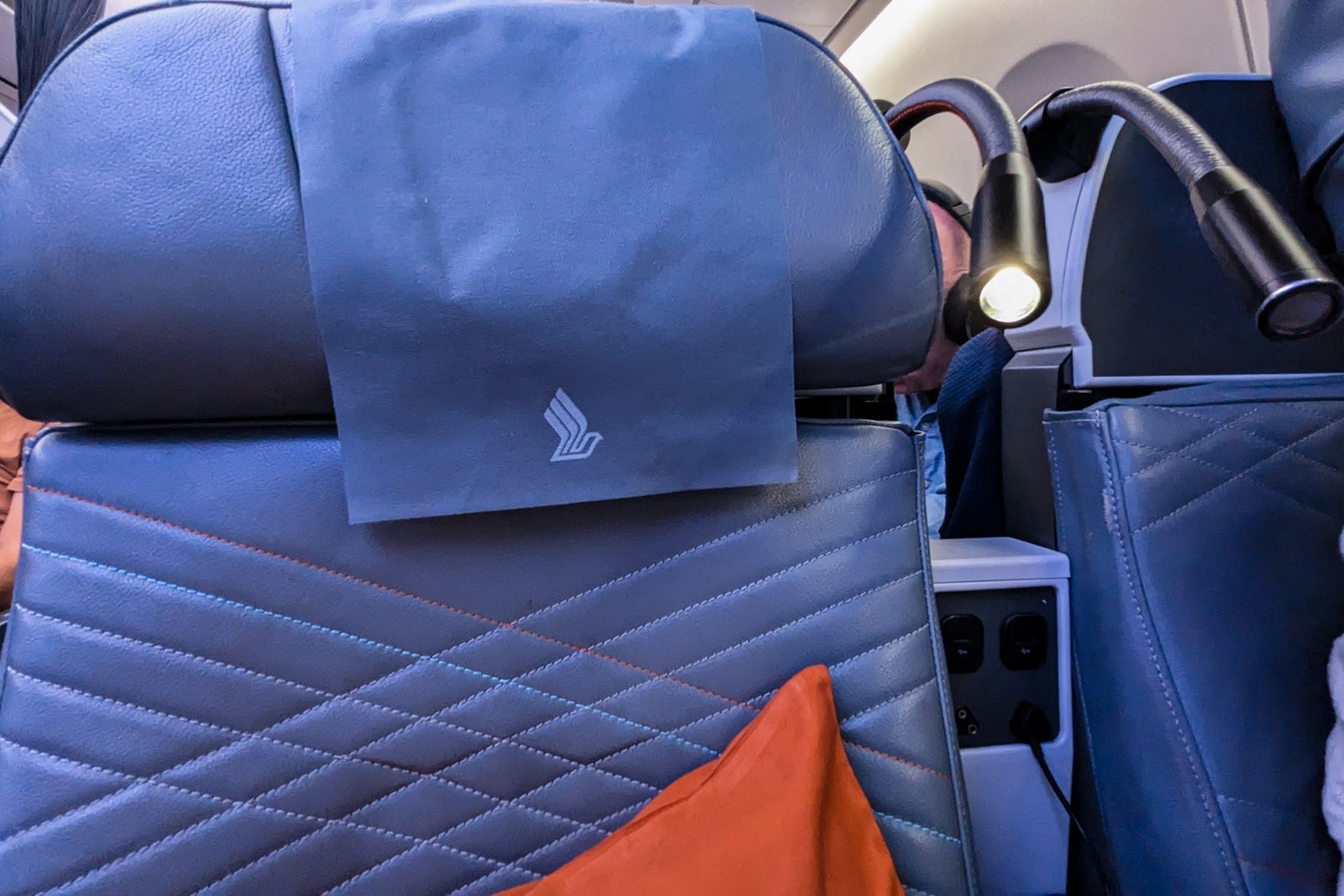 singapore airlines seat