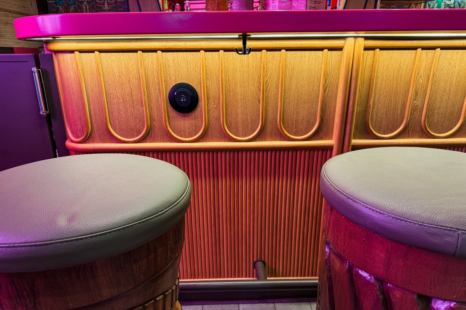 Utopia of the Seas bars