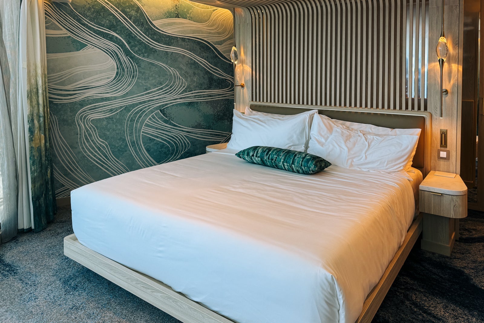 Utopia of the Seas Solarium Suite