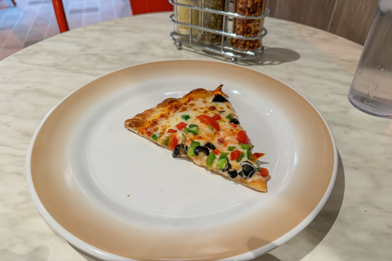 Utopia of the Seas dining