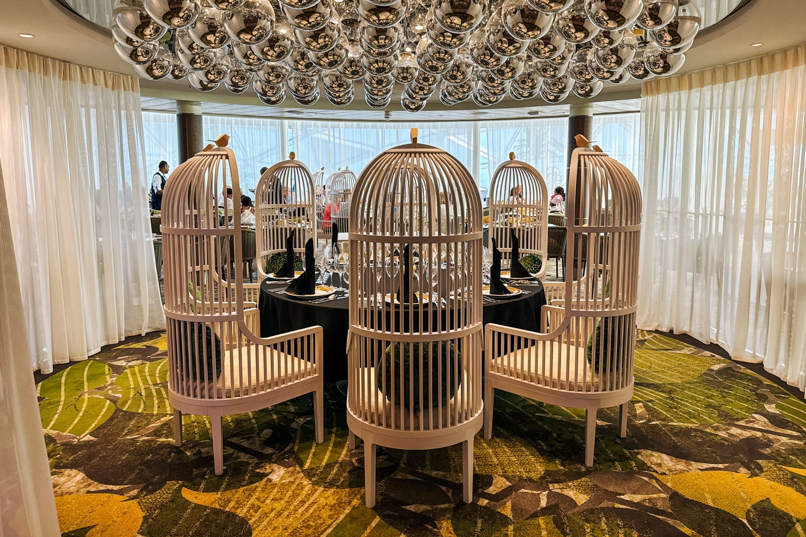 Utopia of the Seas dining