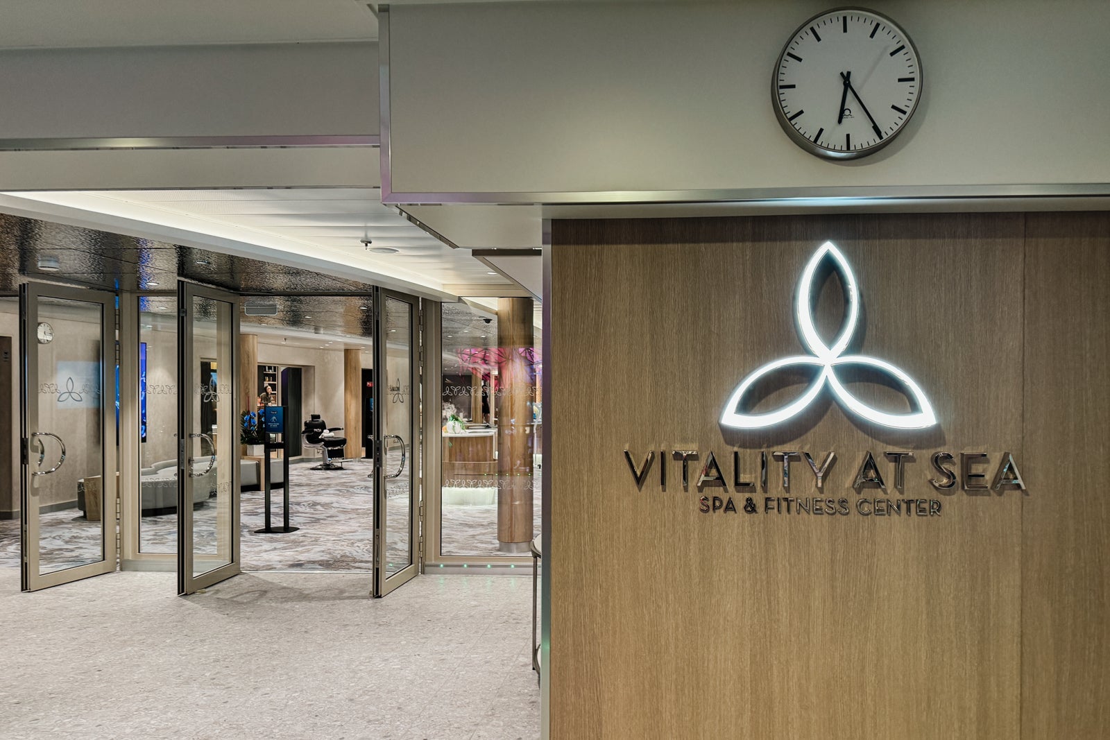 Utopia of the Seas activities