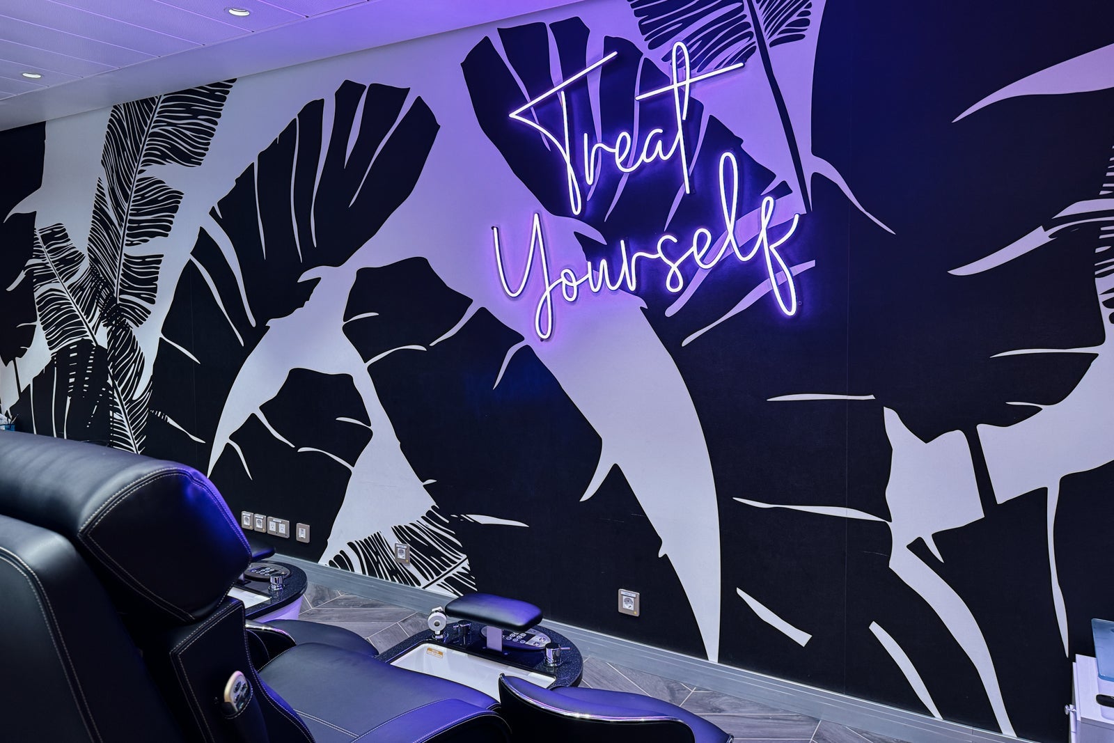 Utopia of the Seas activities