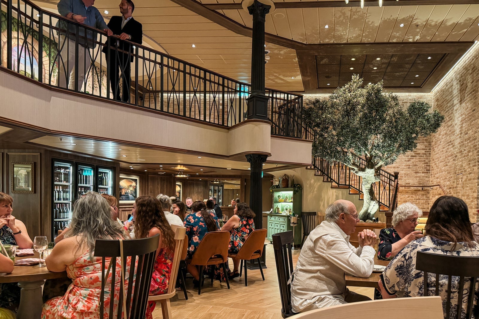 Utopia of the Seas dining