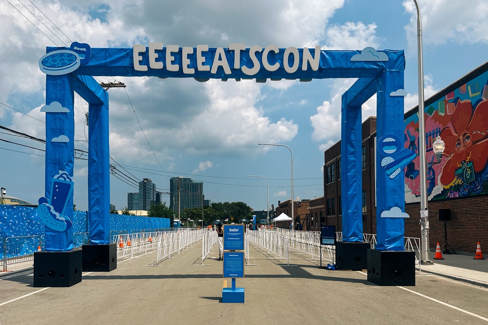 entrance EEEEEATSCON