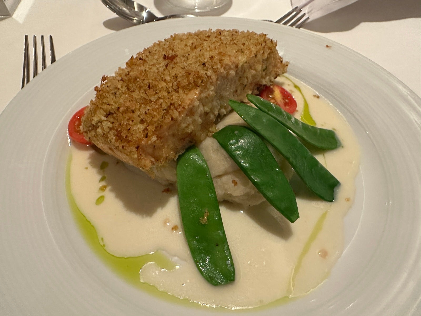 Utopia of the Seas main dining