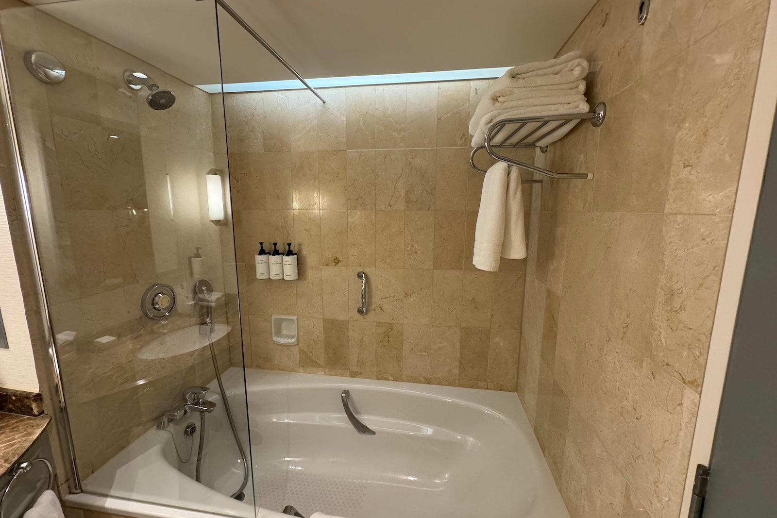 The bathtub at the Conrad Dublin