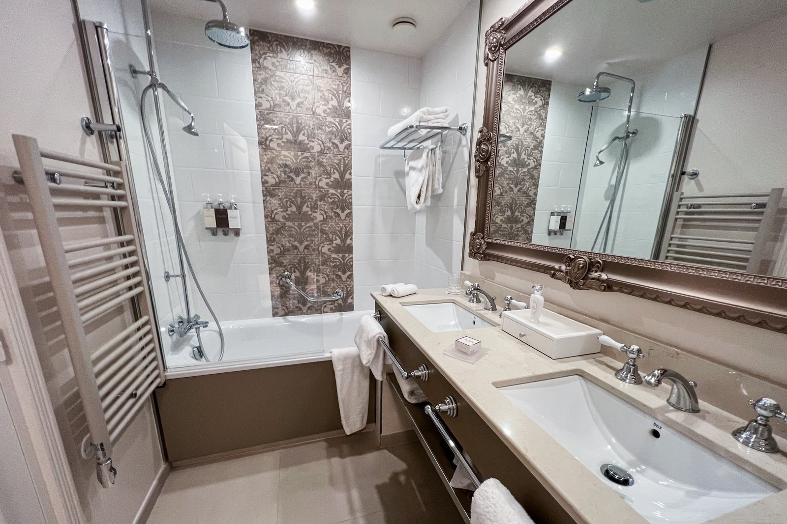 Bathroom at Disneyland Hotel Paris