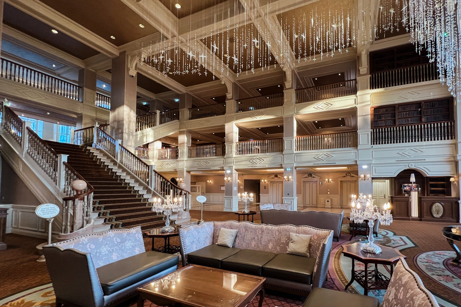 Lobby of Disneyland Hotel Paris