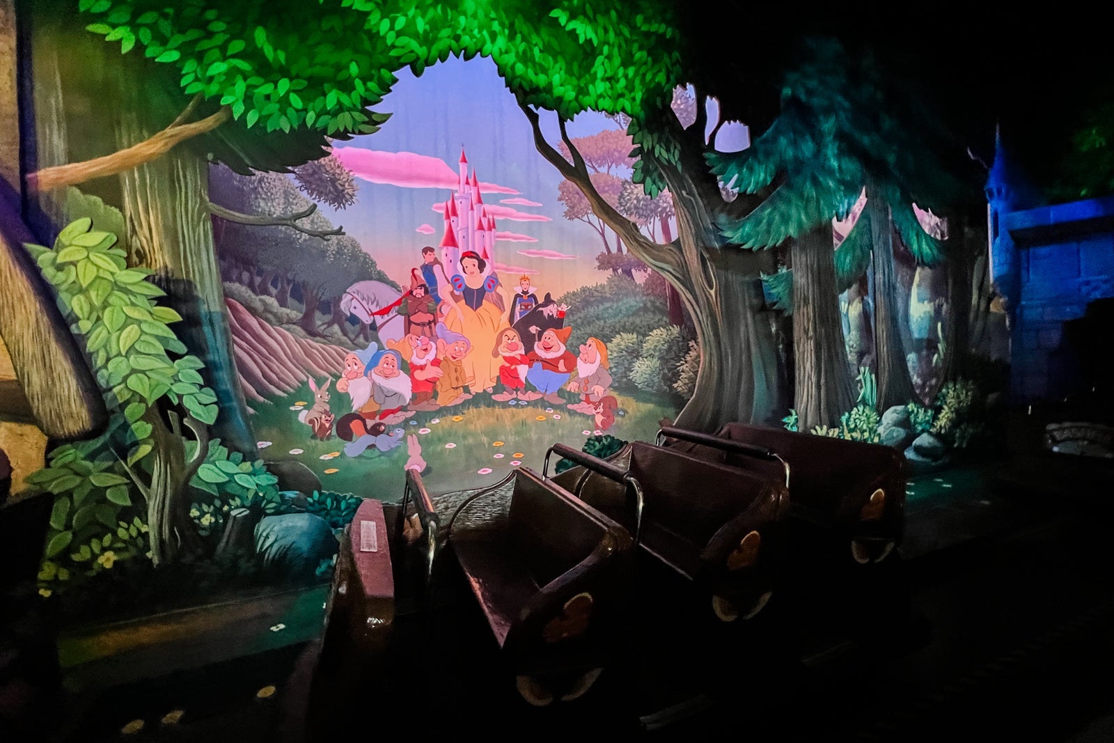 Snow White ride at Disneyland Paris