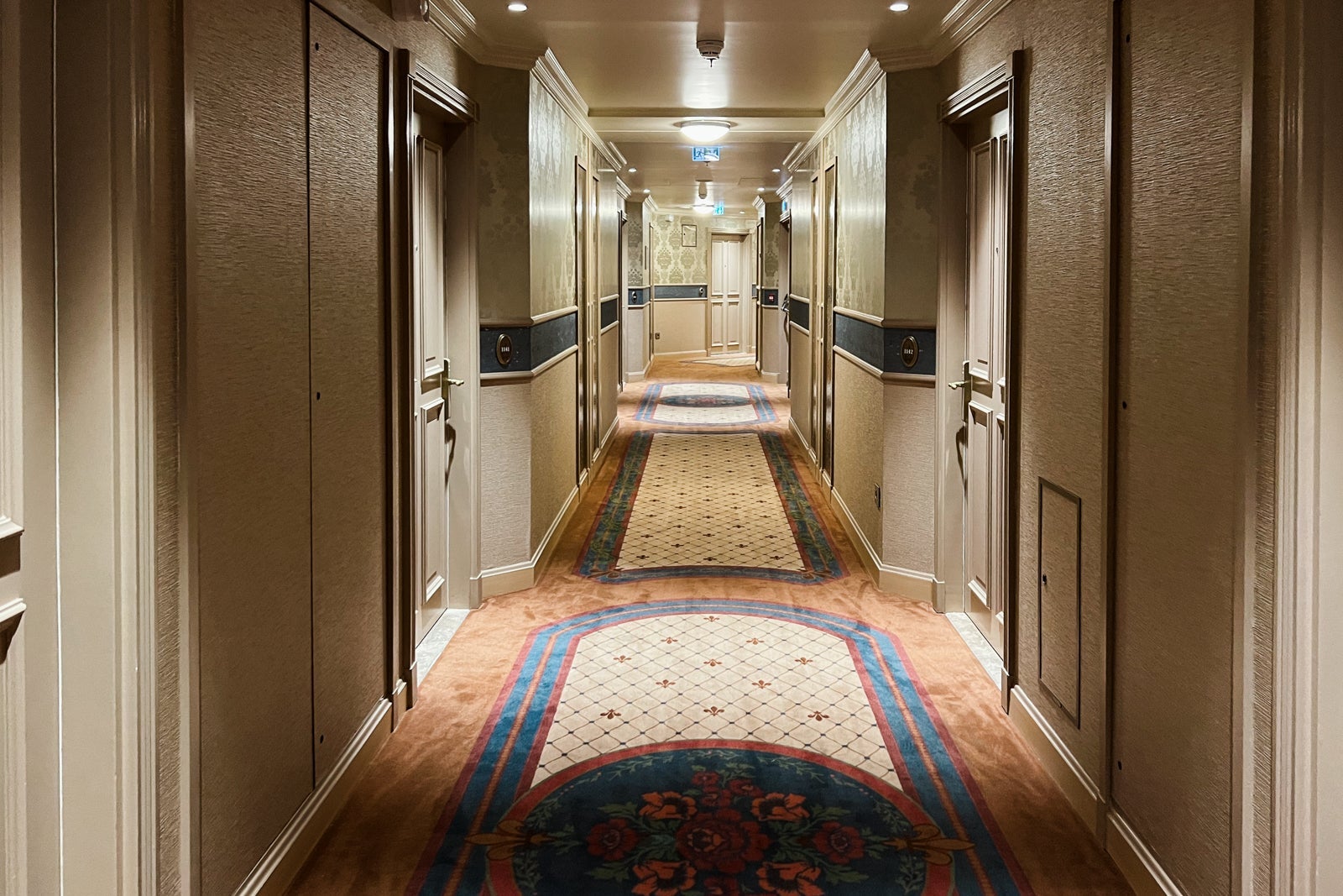 Hallway at Disneyland Hotel Paris