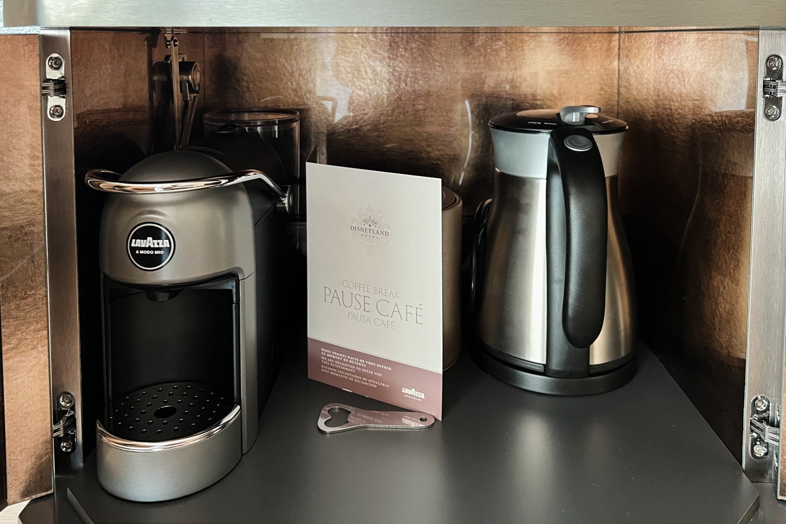 Coffee minibar at Disneyland Hotel Paris