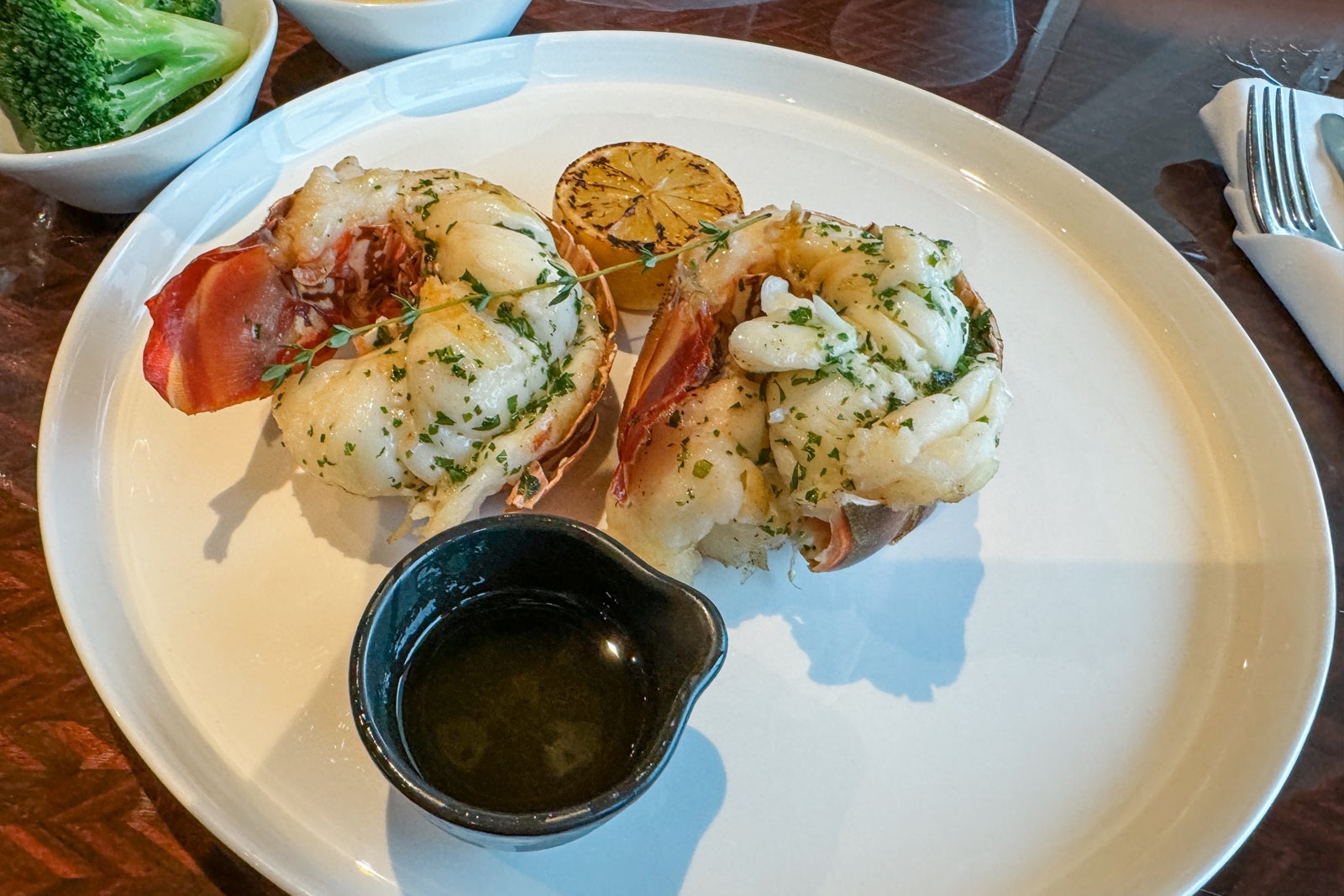 Carnival Freedom dining