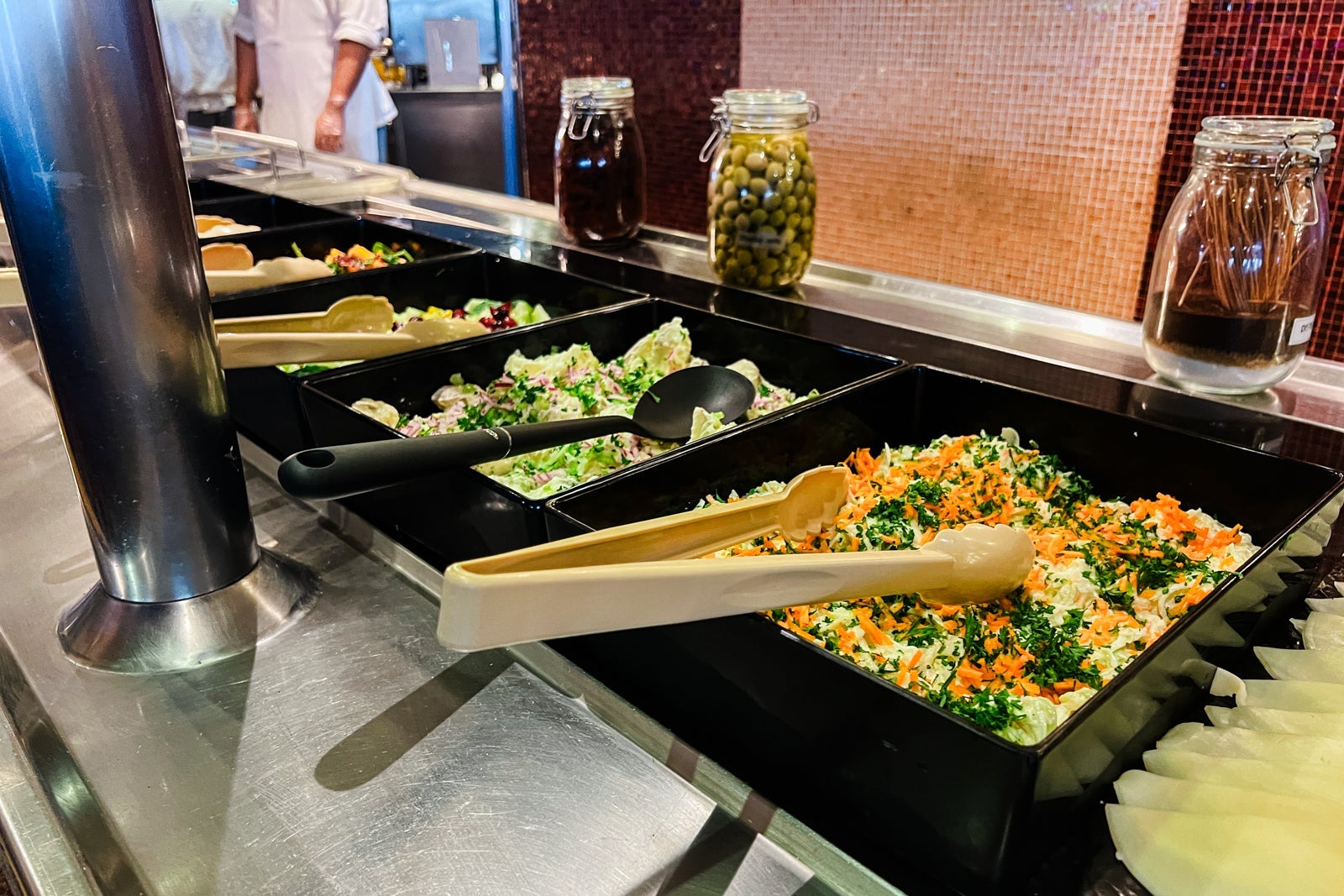 Carnival Freedom dining