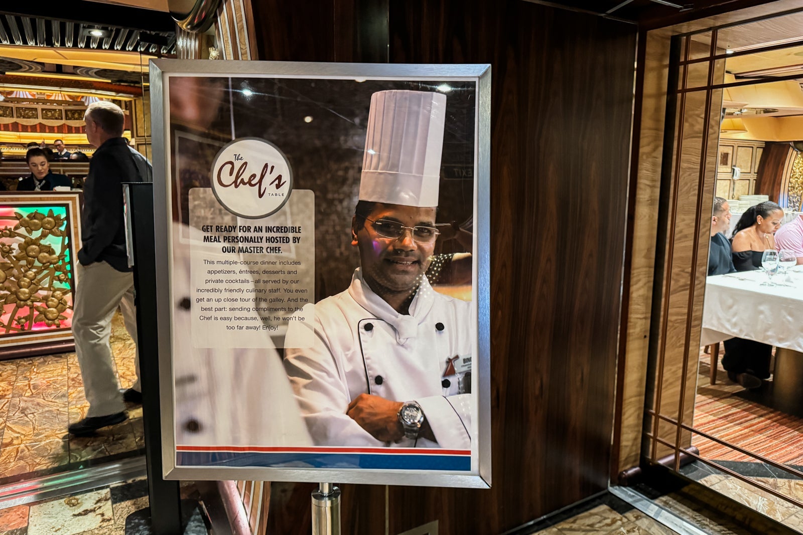 Carnival Freedom dining