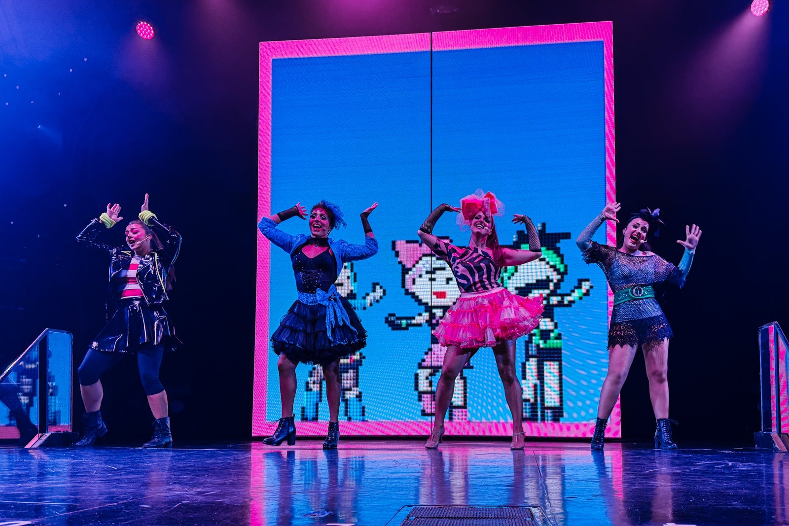 Carnival Freedom shows