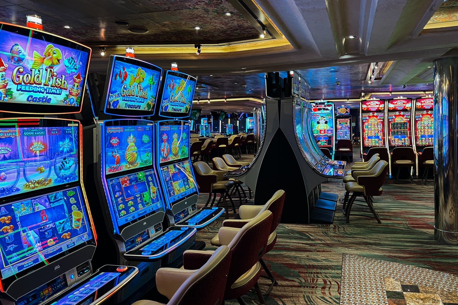 Slot machines on Carnival Freedom