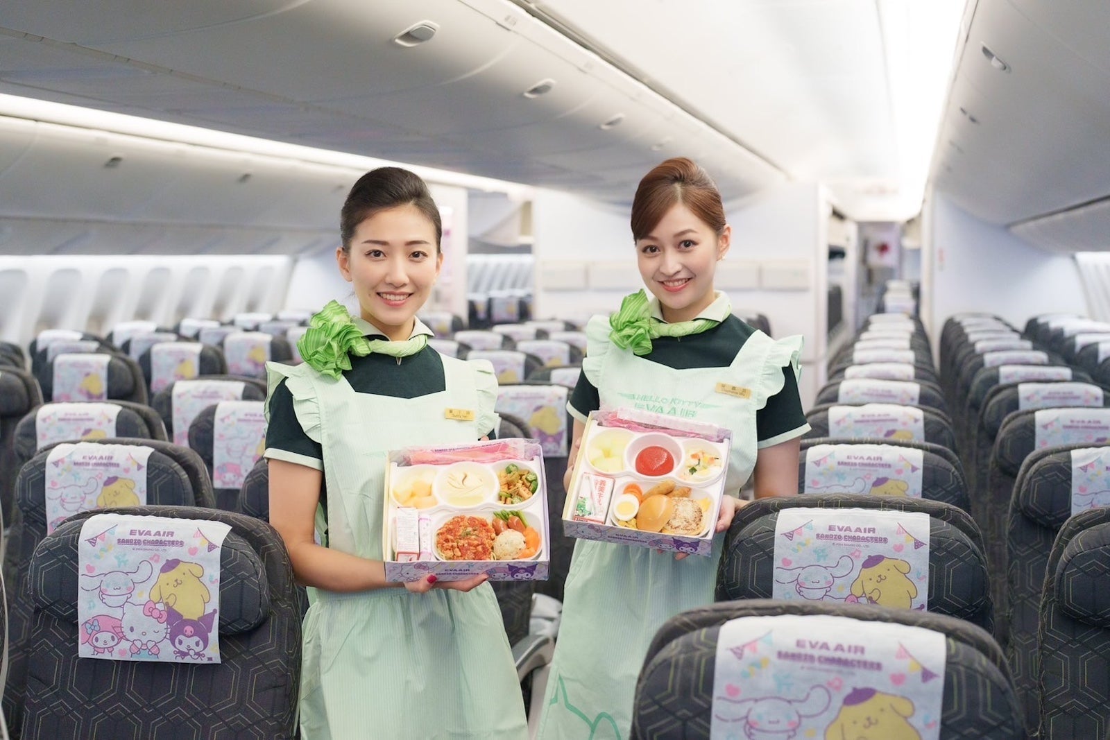 EVA AIR ハローキティモデル3種セット Hello Kitty｜EVA SKY SHOP