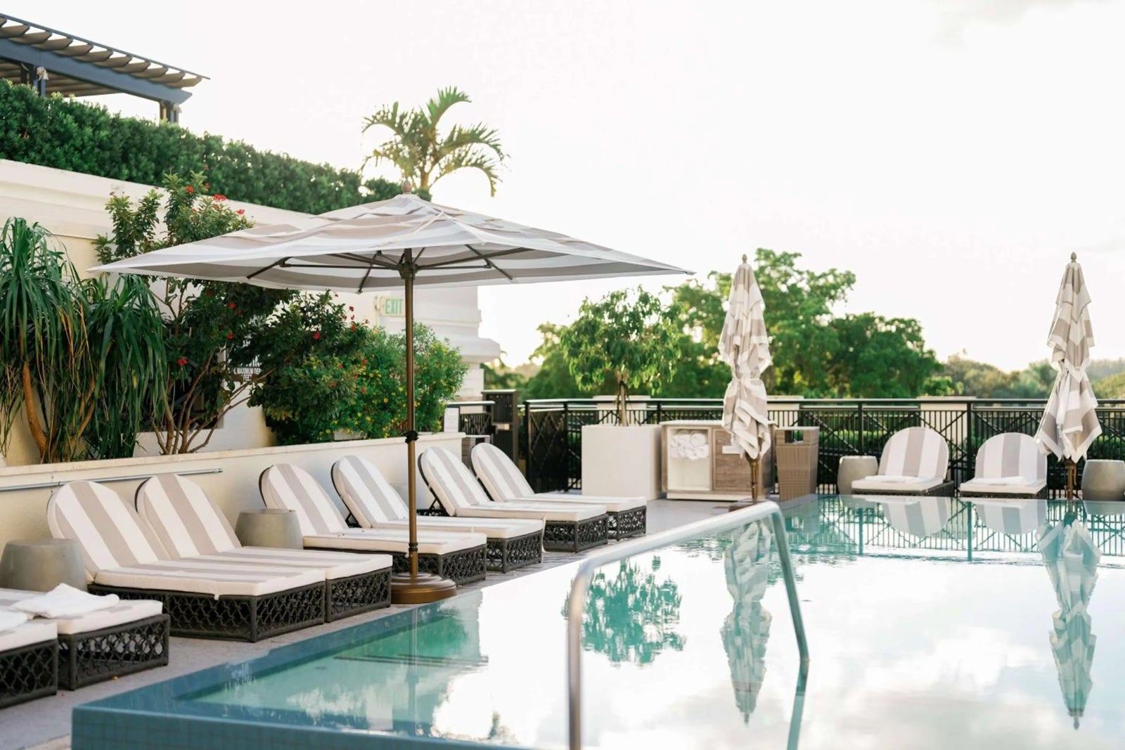 Labor Day Hotels Thesis Hotel Miami HILTON