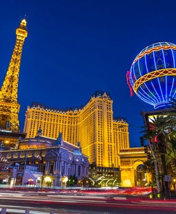 Las Vegas rolls the dice on deals and discounts to reverse travel slump
