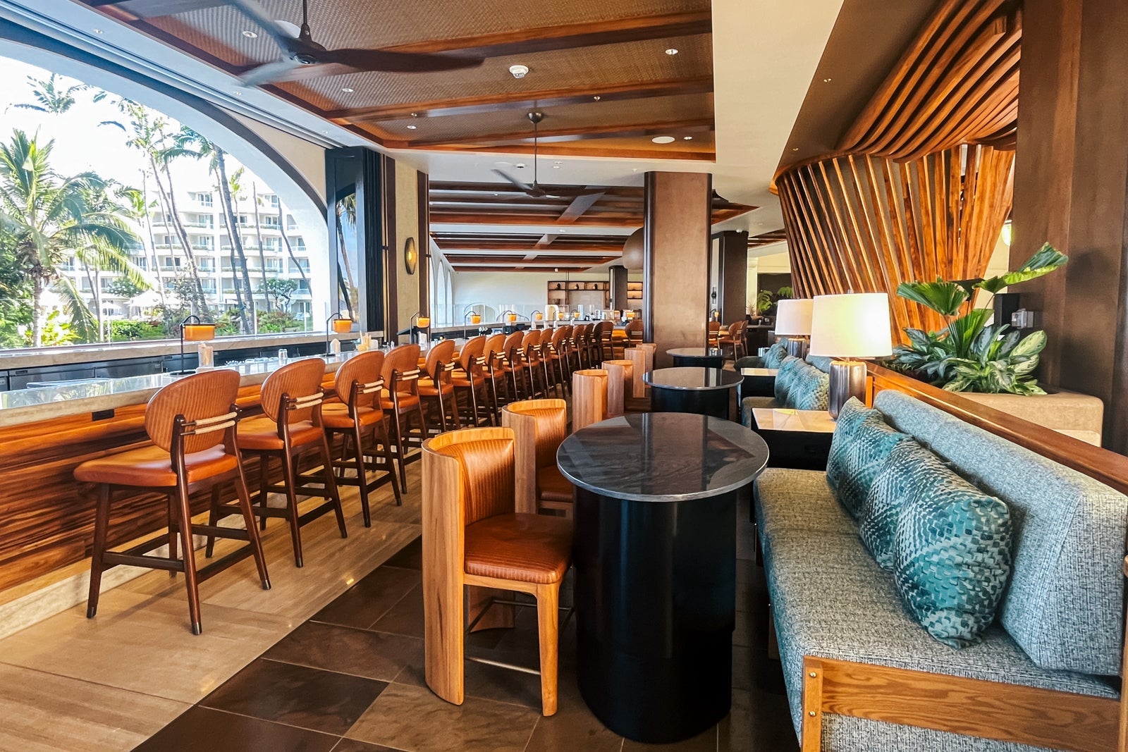 Fairmont Kea Lani dining