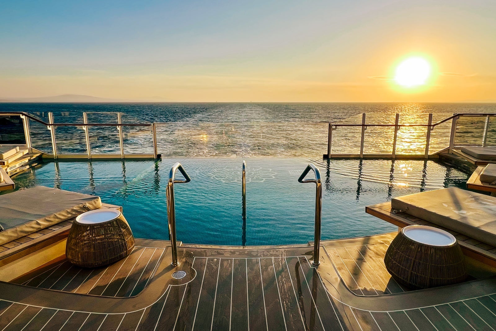 Astern Pool on Explora I