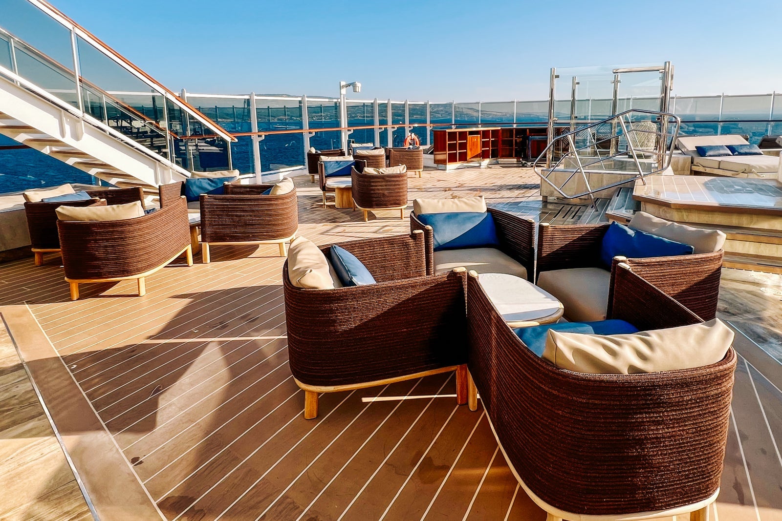 Atoll Pool on Explora I