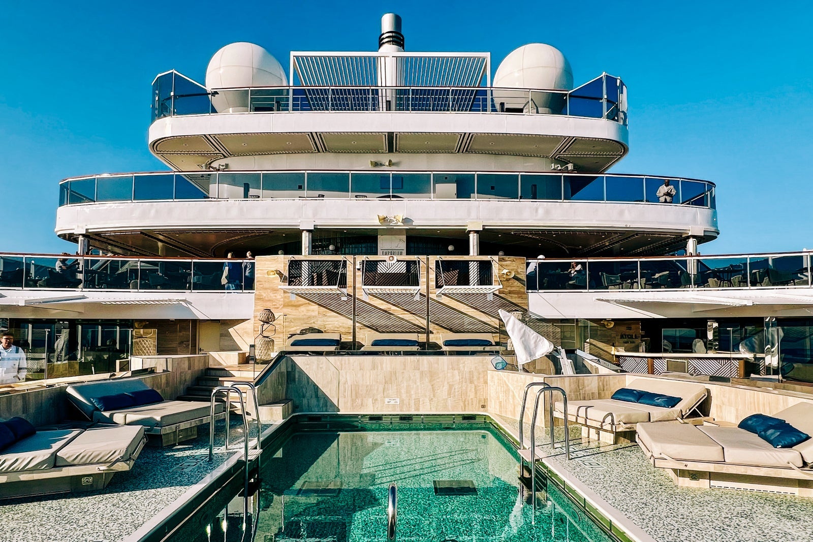 Atoll Pool on Explora I