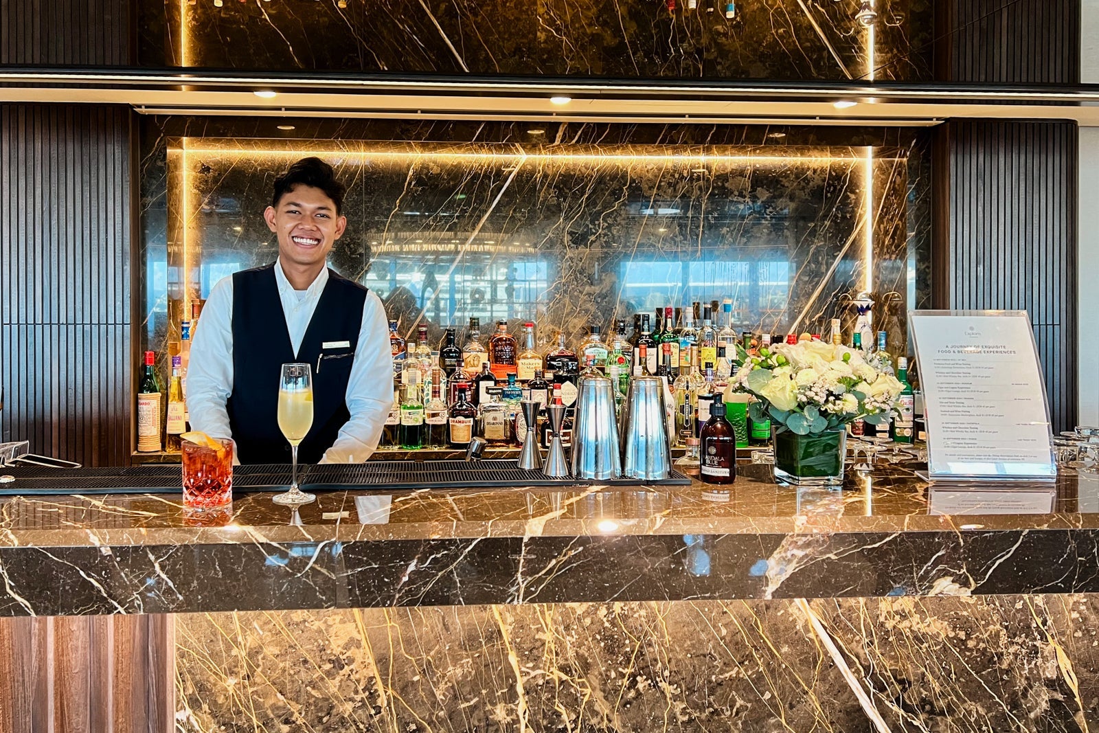 A bar on Explora I