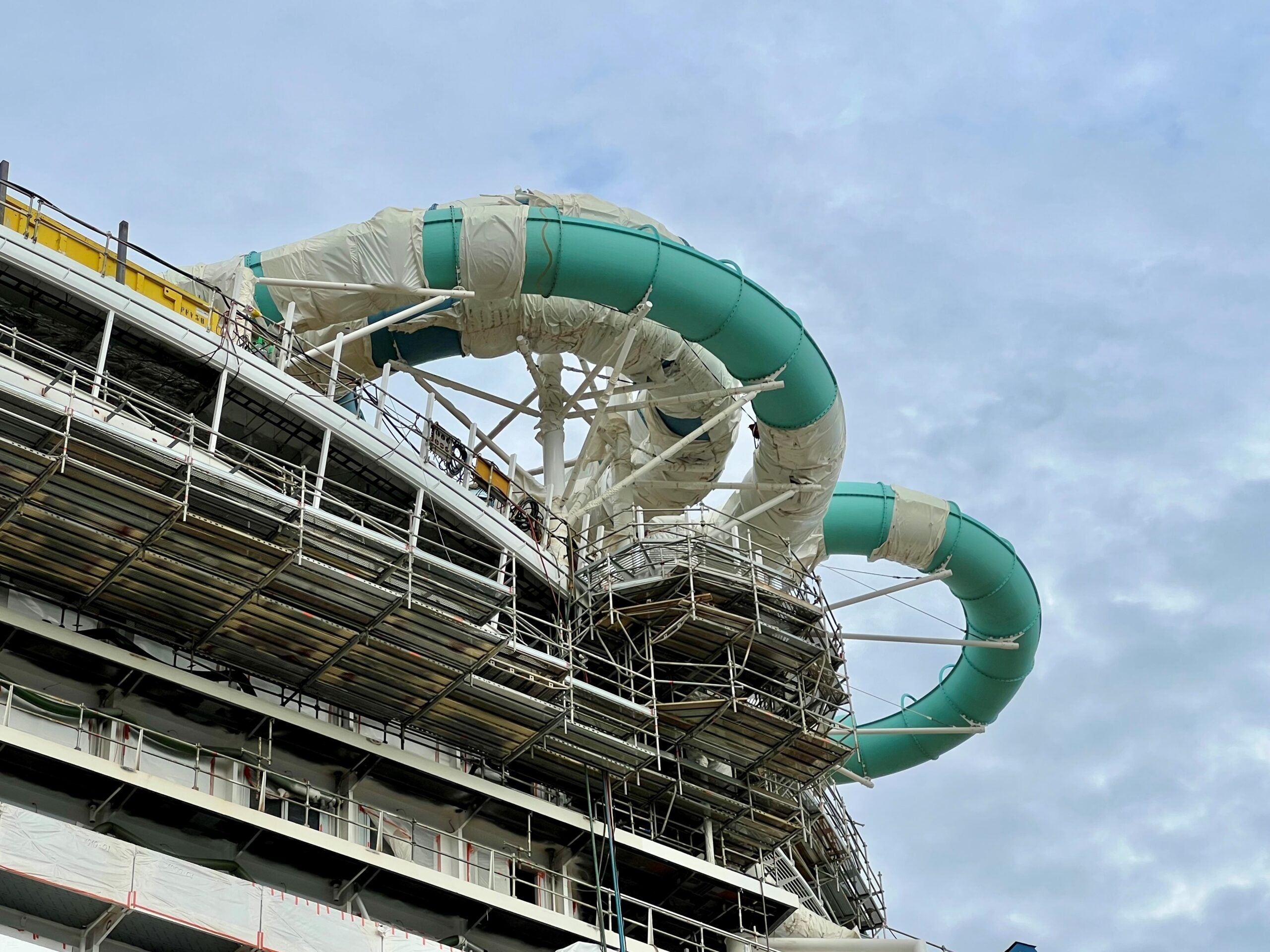 The Aqua Slidecoaster track on Norwegian Aqua under construction