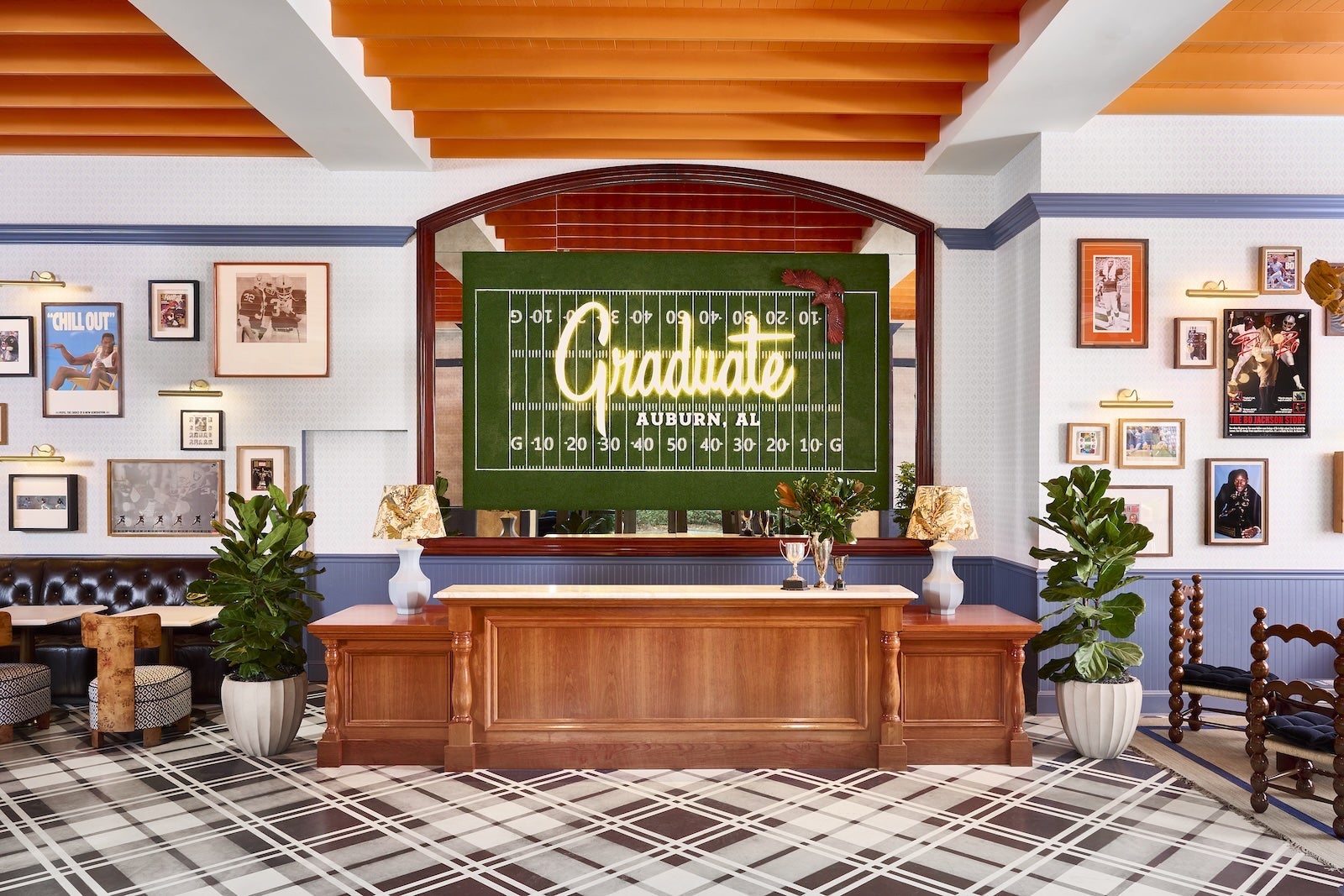 graduate auburn lobby