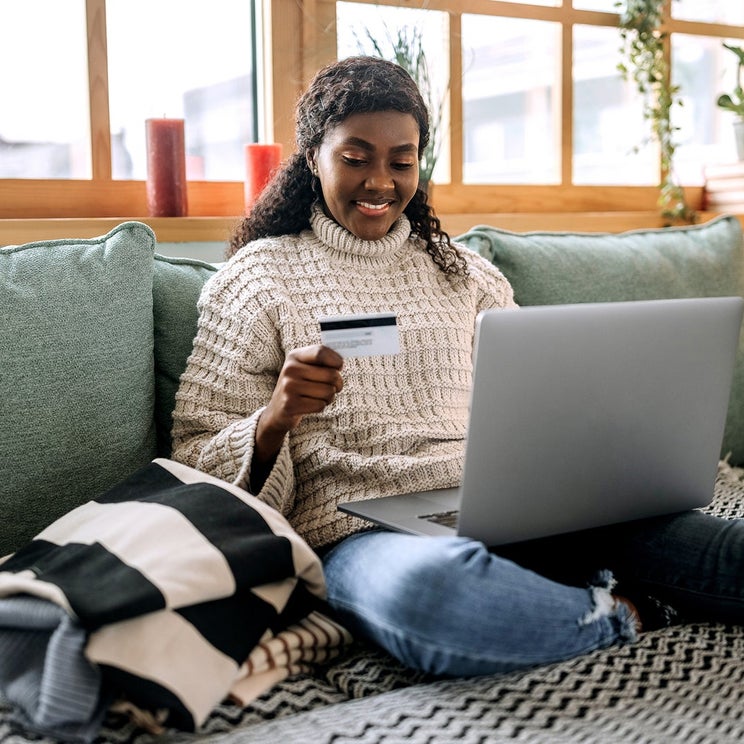 What is a credit card welcome offer? How they work and how to maximize value
