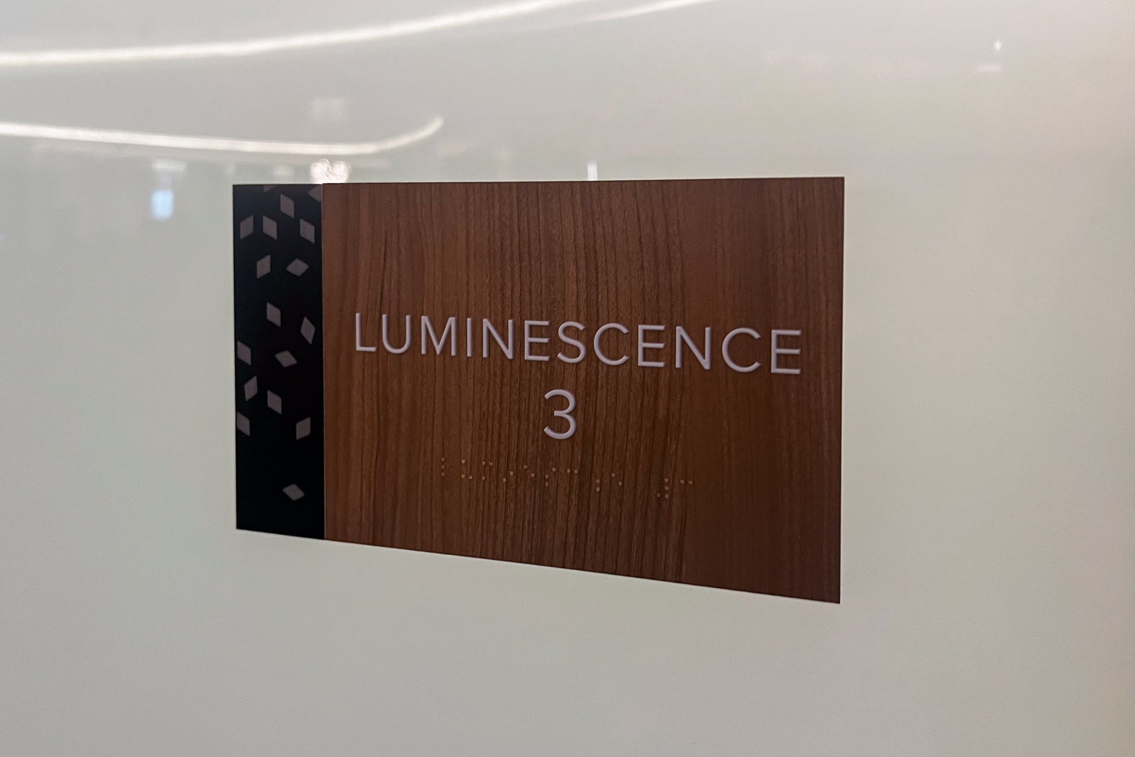 luminescence room