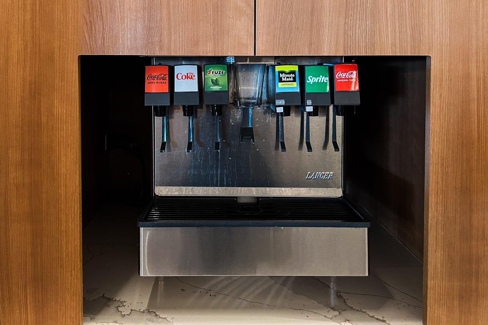 beverage station lounge