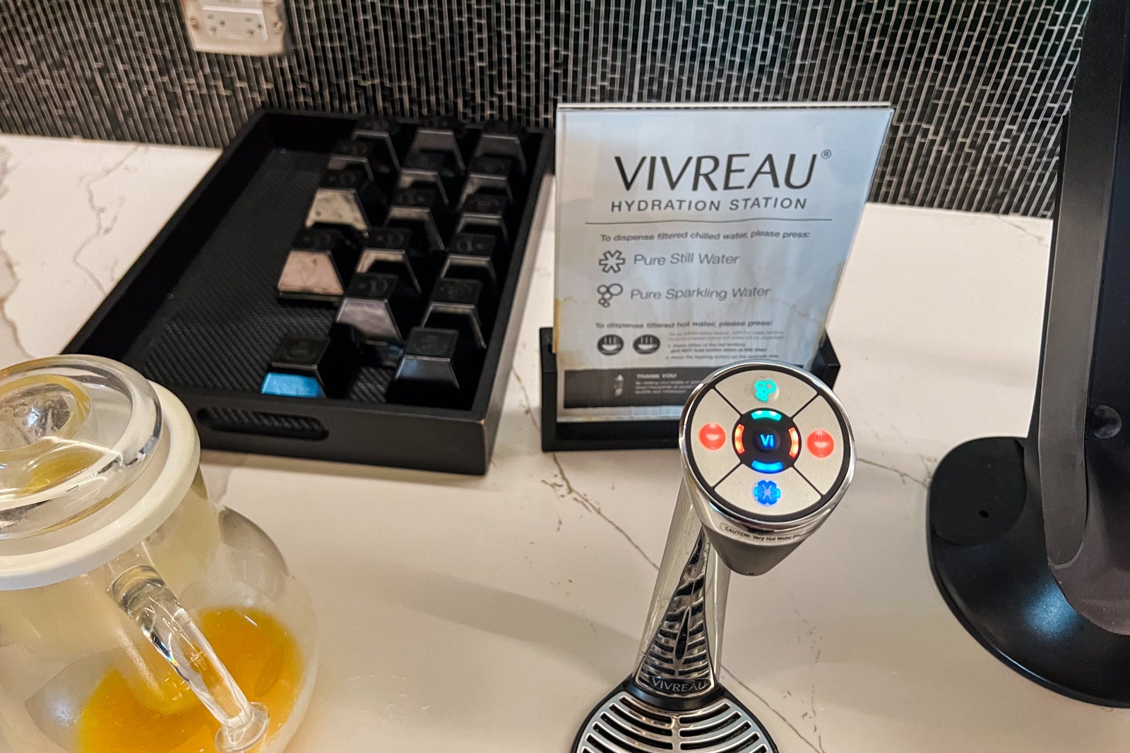 beverage station lounge