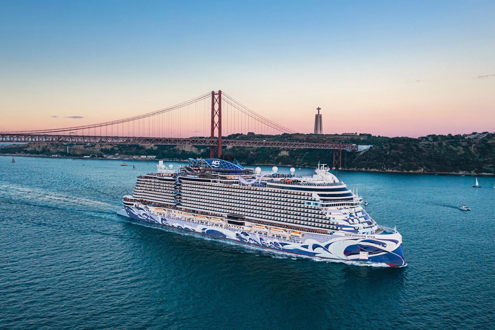 Cruise ship