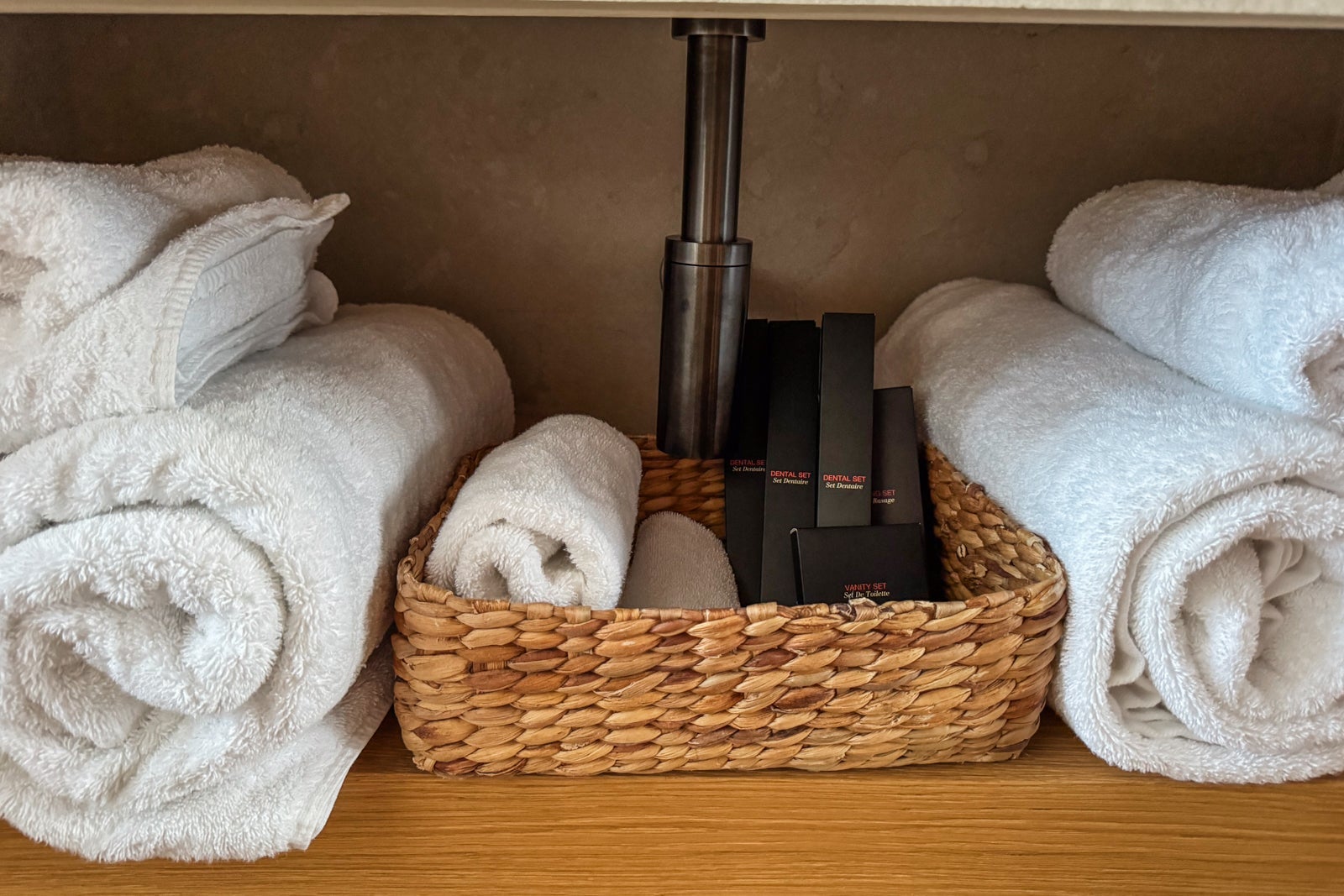 91 Athens Riviera bathroom