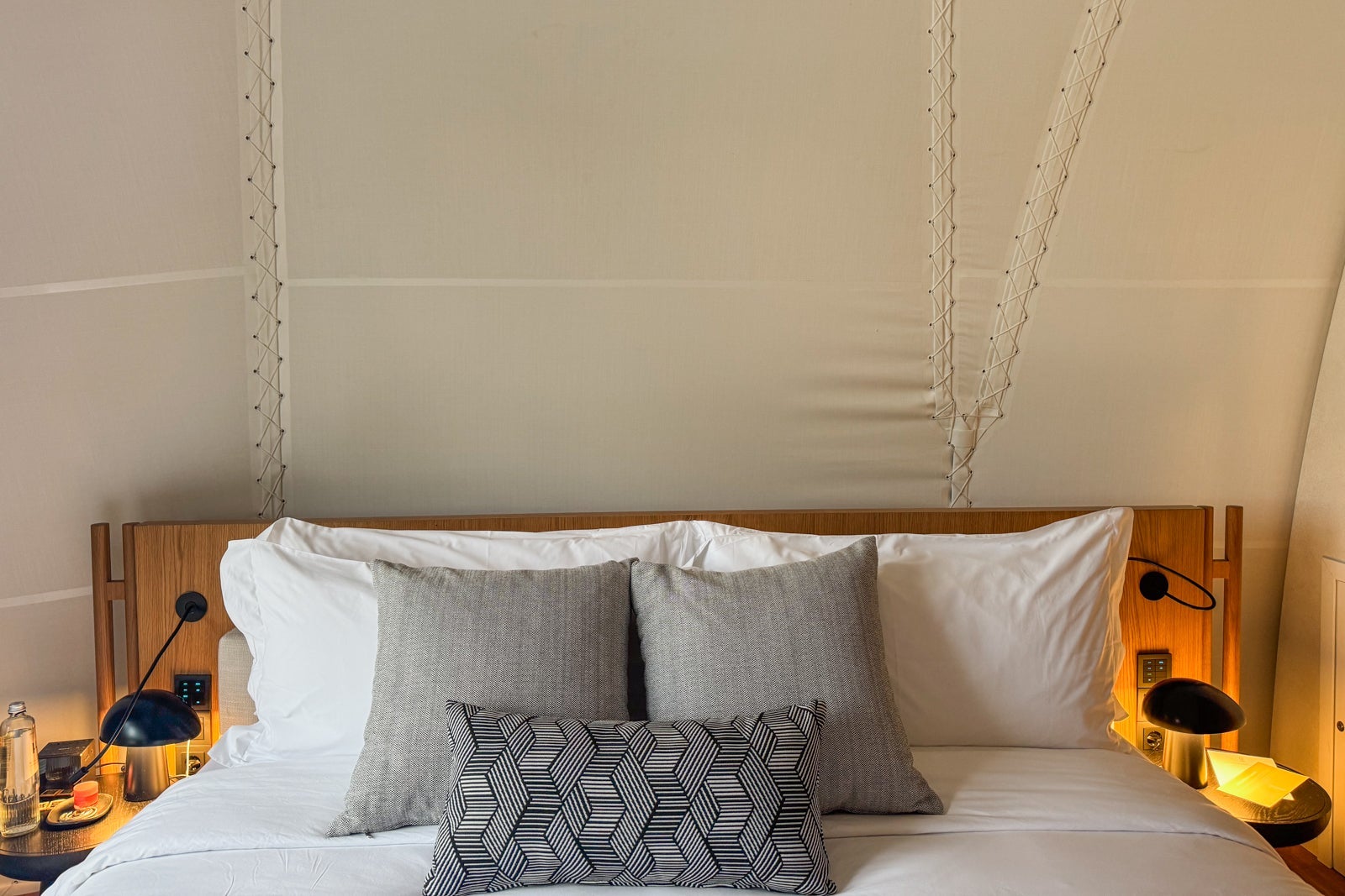 91 Athens Riviera accommodation