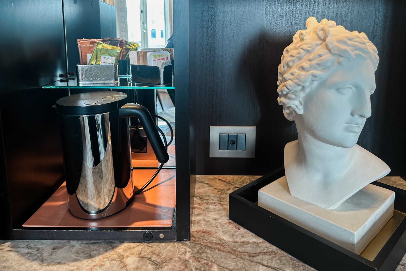 st regis guest room