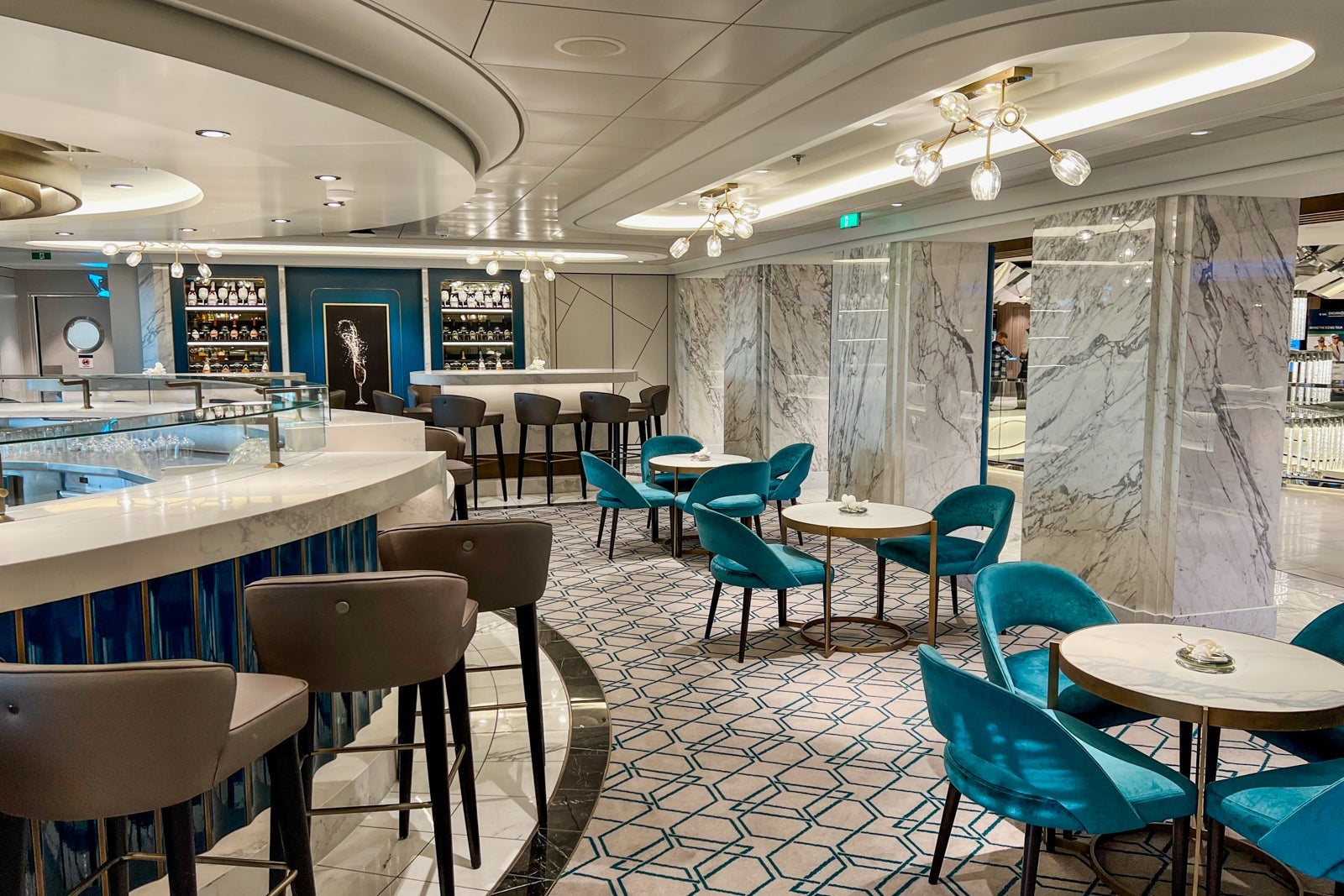 The Fizz Champagne Bar on MSC World Europa