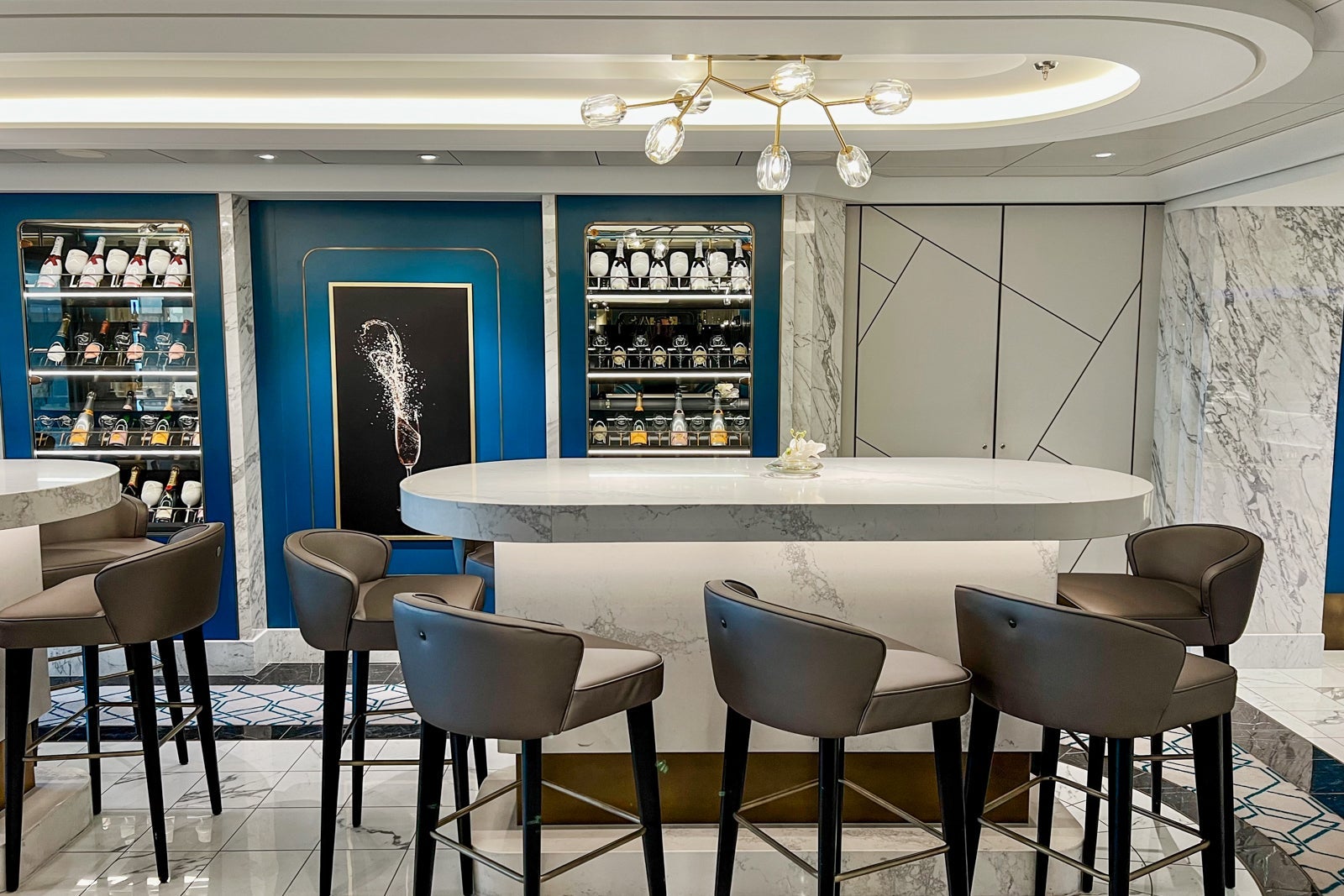 The Fizz Champagne Bar on MSC World Europa