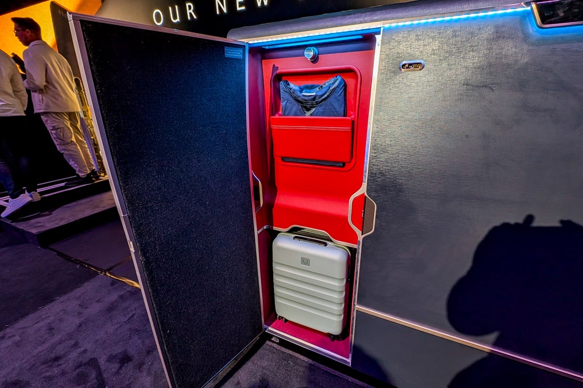 British Airways unveils stunning new first-class suites - The Points Guy