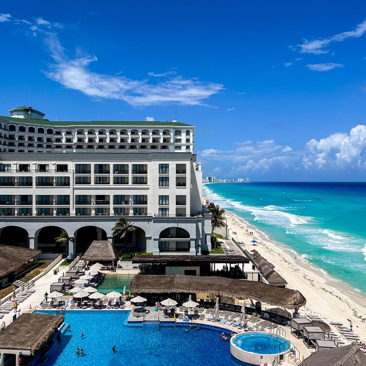 From Costa Rica to Paris, these are the points hotels to book for your spring vacation